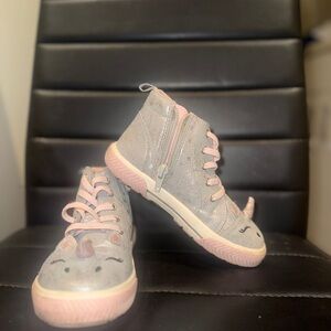 Wonder Nation Glittery Gray and Pink Unicorn Boots